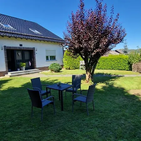 Apartment Hoheeifel, 1 Haus Mit 2 5 Schlafzimmer In Naehe Nuerburgring Kelberg